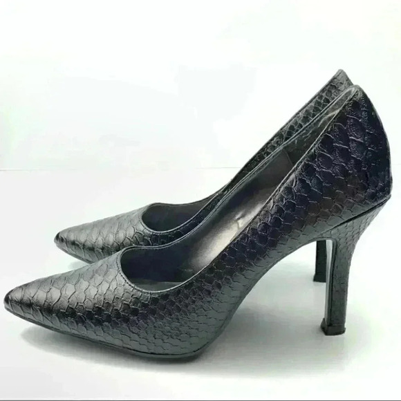 Liz Claiborne flex heels sz 5.5 black faux leather - Picture 5 of 12